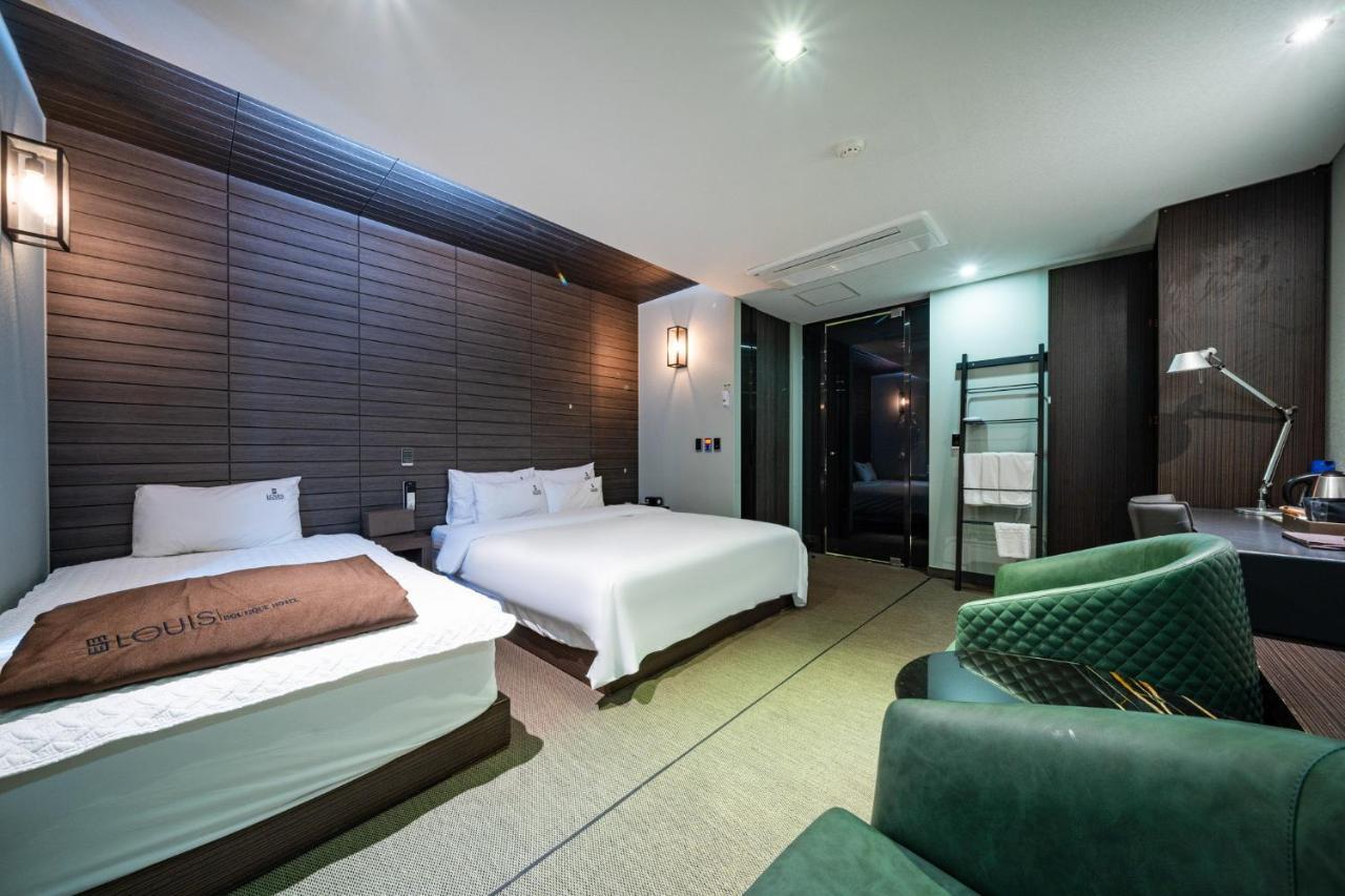 Louis Boutique Hotel تَنوان المظهر الخارجي الصورة