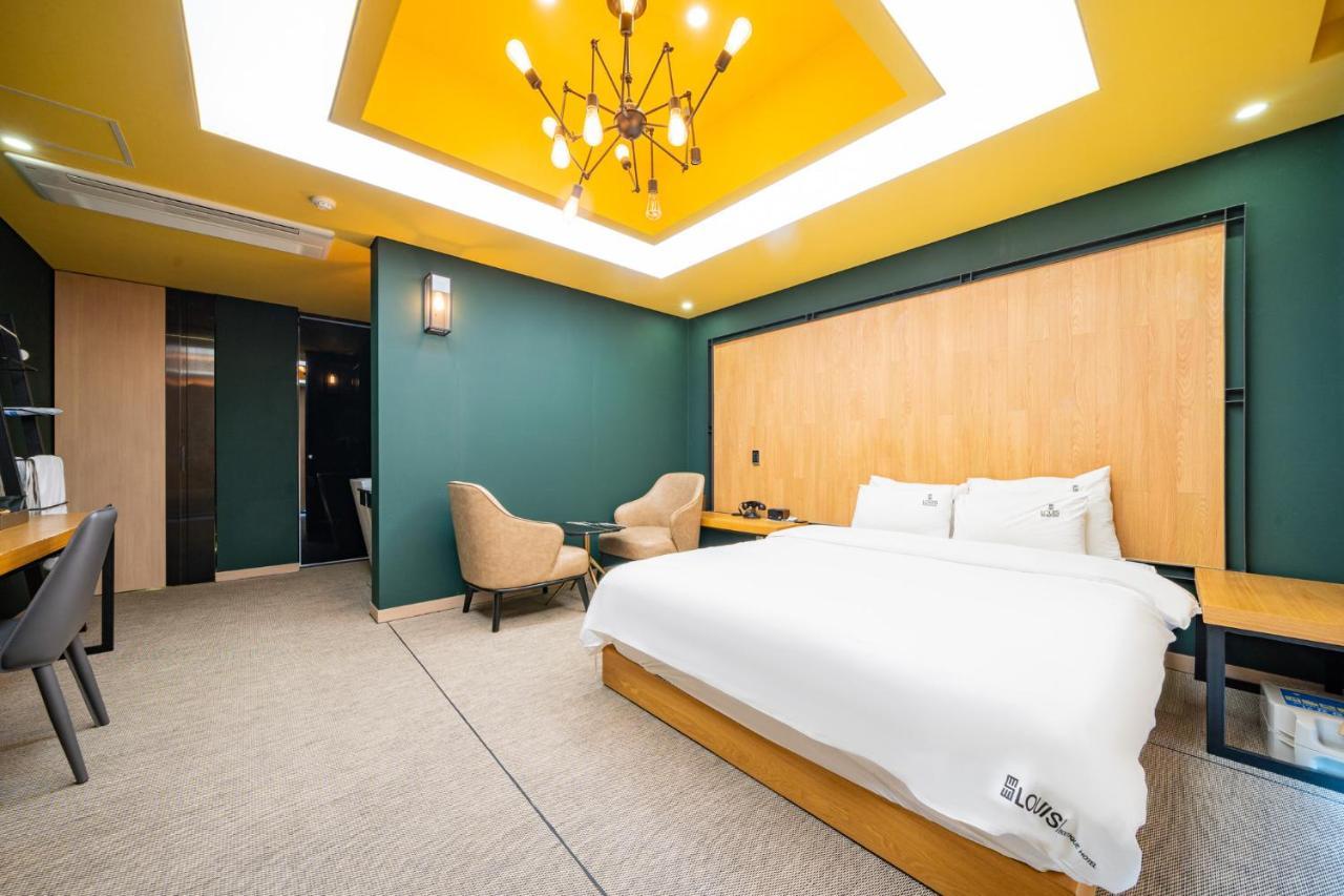 Louis Boutique Hotel تَنوان المظهر الخارجي الصورة
